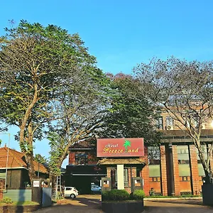 Breezeland Hotel